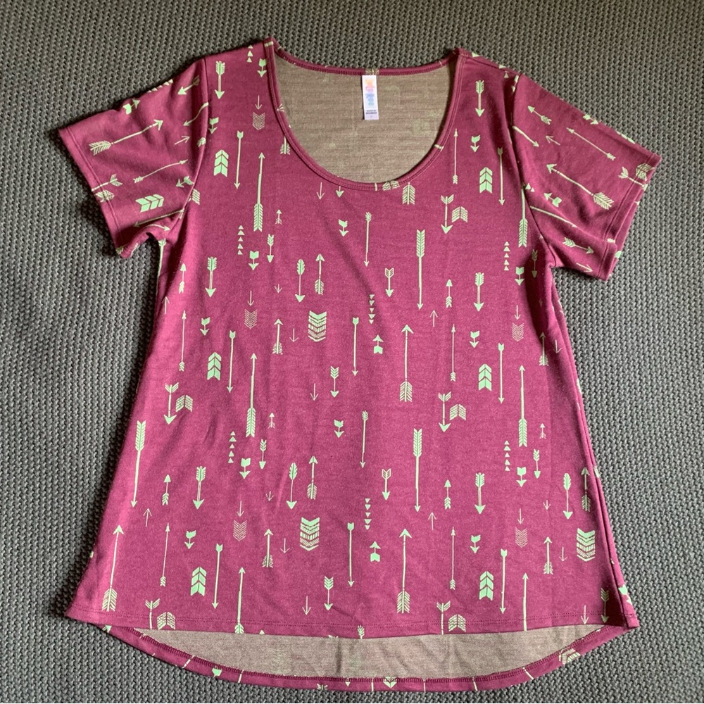 LuLaRoe Arrows ‘Perfect’ Tee